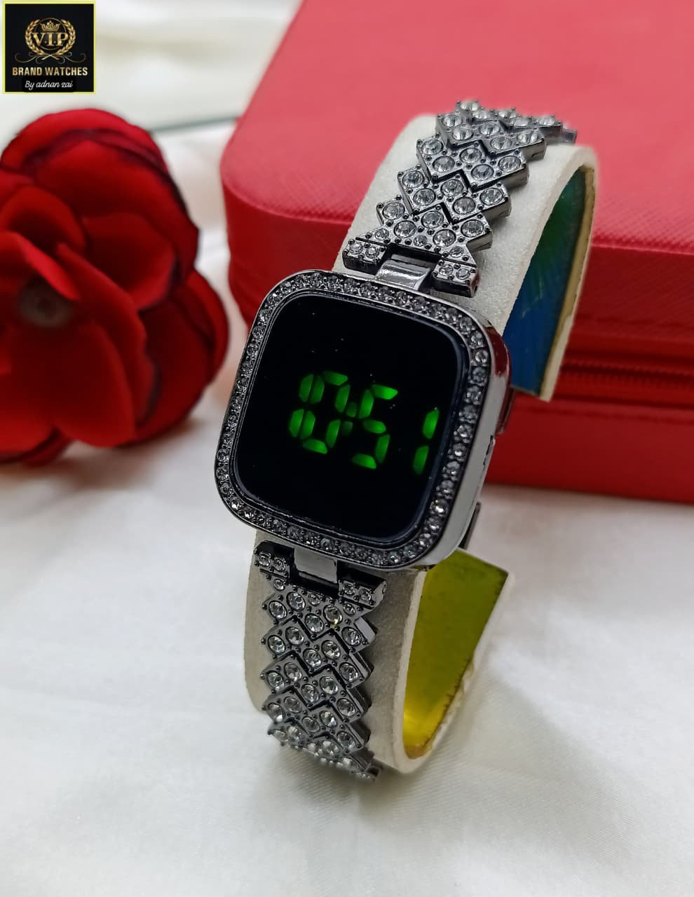 GIRL'S DAIMONDS STONE TOUCH SCREEN WATCH - Image 2