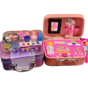 Makeup Kits For Kids in 2 Different Colours